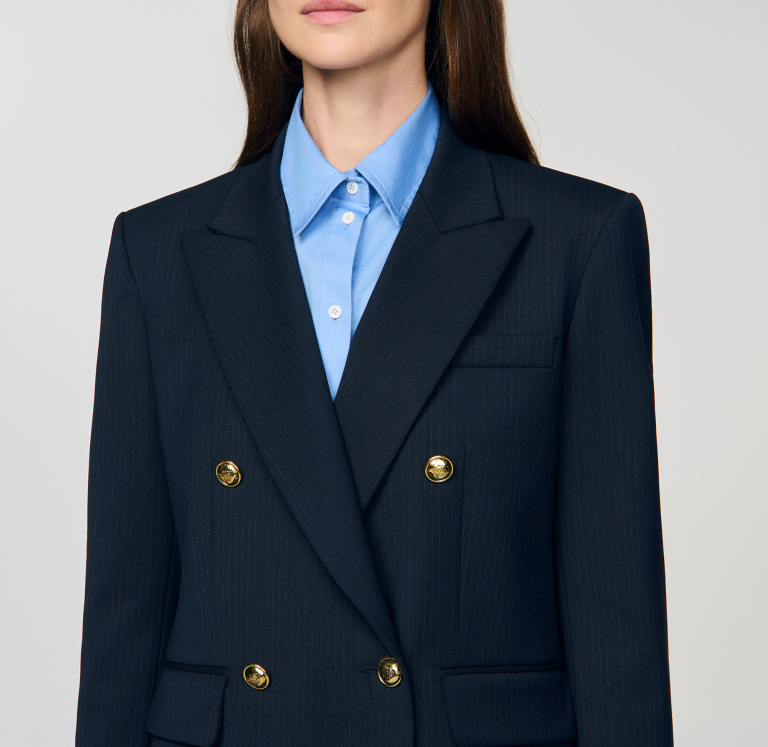 Женский синий жакет в тонкую полоску