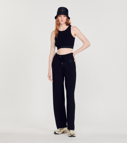 Жіночі чорні штани