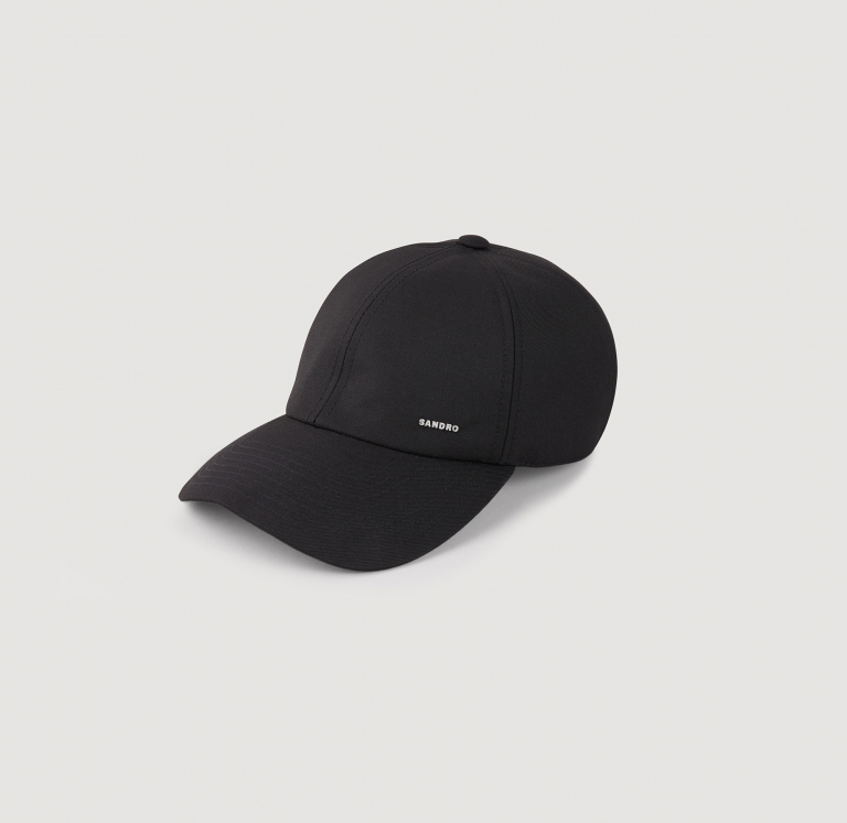 Чоловіча чорна кепка