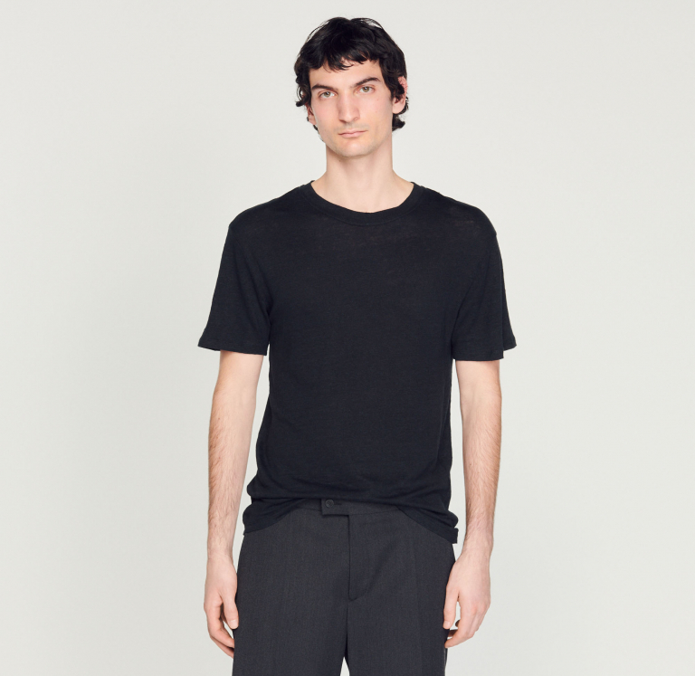 Чоловіча чорна теніска