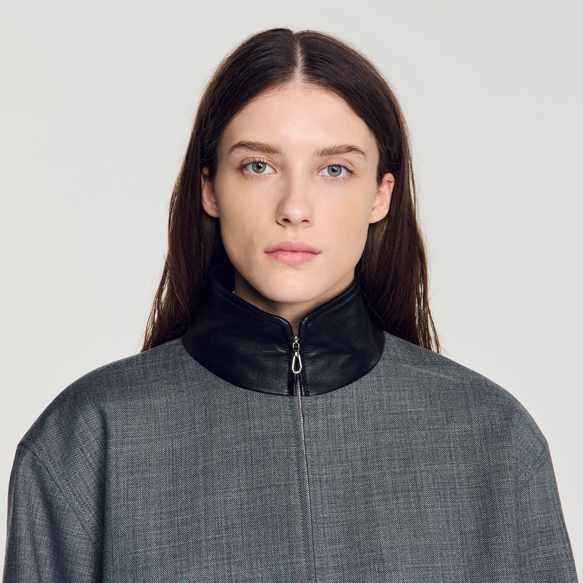 Жіноча куртка oversize зі шкіряним коміром